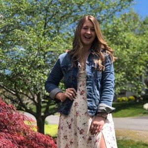 Meet your Posher, Savannah